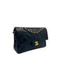 Sac à bandoulière Timeless vintage 23 cm en cuir lisse noir - Chanel