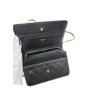 Sac à bandoulière Wallet On Chain en cuir caviar noir - Chanel