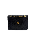 Sac à épaule matelassé vintage en cuir lisse d'agneau noir - Chanel