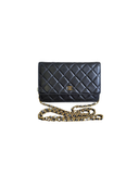 Sac à bandoulière Wallet On Chain en cuir lisse noir - Chanel
