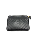 Sac à bandoulière Lou Caméra en cuir lisse d'agneau noir - Chanel