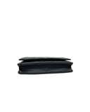 Sac à bandoulière Wallet-On-Chain en cuir caviar noir et argenté - Chanel