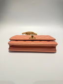 Sac à bandoulière Wallet On Chain en cuir lisse orange - Chanel