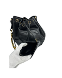 Sac seau Coco Mark à bandoulière en cuir caviar noir - Chanel