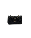 Sac à bandoulière Wallet-On-Chain en cuir lisse noir - Chanel