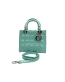 Sac à bandoulière Lady Dior Médium en cuir verni vert - Christian Dior