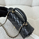 Sac à bandoulière Top Handle en cuir lisse noir - Chanel