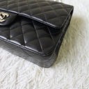 Sac à bandoulière Timeless 25CM en cuir lisse noir - Chanel