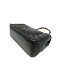 Sac à bandoulière Mini Timeless en cuir chevron noir - Chanel