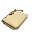 Sac à bandoulière Wallet on chain 19 en cuir lisse beige - Chanel