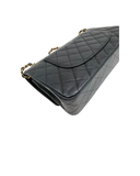Sac à bandoulière Timeless 11.12 en cuir caviar noir - Chanel