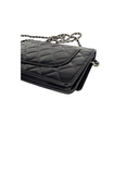 Sac à bandoulière Wallet On Chain en cuir verni noir - Chanel