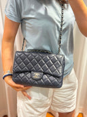 Sac à bandoulière Timeless cuir lisse bleu marine - Chanel