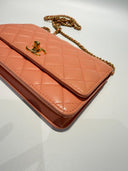 Sac à bandoulière Wallet On Chain en cuir lisse orange - Chanel