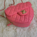 Sac à bandoulière en forme de coeur en cuir lisse rose - Chanel