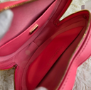 Sac à bandoulière en forme de coeur en cuir lisse rose - Chanel
