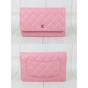 Sac à bandoulière Wallet-On-Chain en cuir lisse rose - Chanel