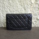 Sac à bandoulière Wallet On Chain en cuir lisse noir - Chanel