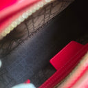 Sac à bandoulière Lady Dior Médium en cuir verni rouge - Christian Dior