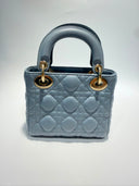 Sac à bandoulière Mini Lady Dior en cuir lisse bleu ciel - Christian Dior