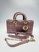 Sac à bandoulière Lady D-Joy en cuir lisse rose - Christian Dior