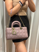 Sac à bandoulière Lady D-Joy en cuir lisse rose - Christian Dior