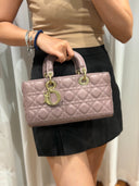 Sac à bandoulière Lady D-Joy en cuir lisse rose - Christian Dior
