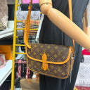 Sac à bandoulière  Gibeciere PM en toile Monogram - Louis Vuitton