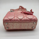 Sac à bandoulière Mini Lady Dior en satin rose - Christian Dior