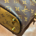 Sac à bandoulière Vanity PM en toile Monogram - Louis Vuitton