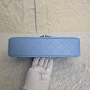 Sac à bandoulière Timeless 11.12 en cuir caviar bleu - Chanel