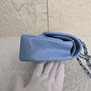 Sac à bandoulière Timeless 11.12 en cuir caviar bleu - Chanel