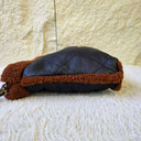 Sac à bandoulière Chanel 22 en cuir d'agneau retourné marron - Chanel