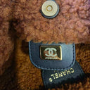 Sac à bandoulière Chanel 22 en cuir d'agneau retourné marron - Chanel
