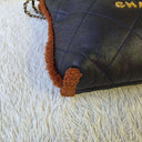Sac à bandoulière Chanel 22 en cuir d'agneau retourné marron - Chanel