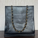 Sac Tote Bag en cuir noir - Chanel