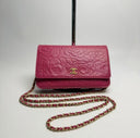 Sac à bandoulière Wallet-On-Chain en cuir rose - Chanel