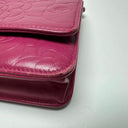 Sac à bandoulière Wallet-On-Chain en cuir rose - Chanel