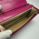 Sac à bandoulière Wallet-On-Chain en cuir rose - Chanel