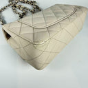 Sac à bandoulière Mini Timeless en cuir caviar beige - Chanel