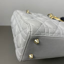 Sac à bandoulière Lady Dior Small en cuir lisse gris - Christian Dior