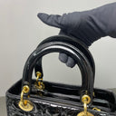 Sac à bandoulière Lady Dior Médium Vintage en cuir verni noir - Christian Dior