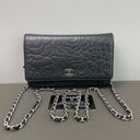 Sac à bandoulière Wallet-On-Chain en cuir noir - Chanel