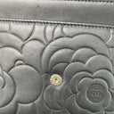 Sac à bandoulière Wallet-On-Chain en cuir noir - Chanel