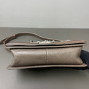 Sac à bandoulière Boy en cuir caviar marron et tweed - Chanel