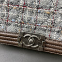 Sac à bandoulière Boy en cuir caviar marron et tweed - Chanel