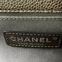 Sac à bandoulière Boy en cuir caviar marron et tweed - Chanel