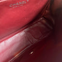 Sac à bandoulière Maxi Jumbo en cuir verni bordeaux - Chanel