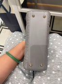 Sac à bandoulière Lady Dior Small en cuir lisse gris - Christian Dior