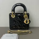 Sac à bandoulière Mini Lady Dior en cuir verni noir - Christian Dior